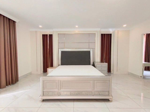 ផ្ទះសម្រាប់ជួលនៅបុរី